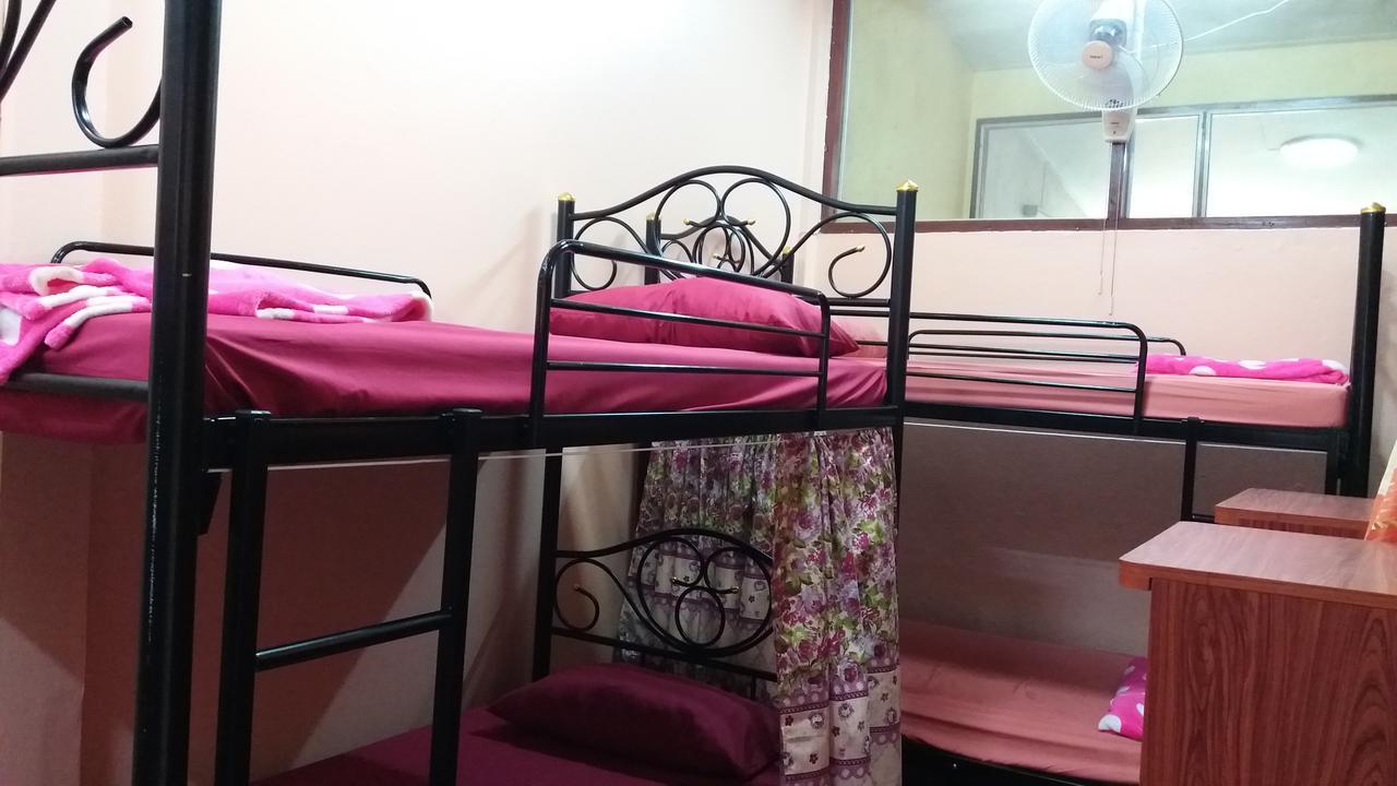 Hostel Lucky House Čiang Mai Exteriér fotografie