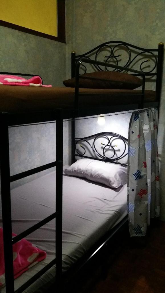 Hostel Lucky House Čiang Mai Exteriér fotografie