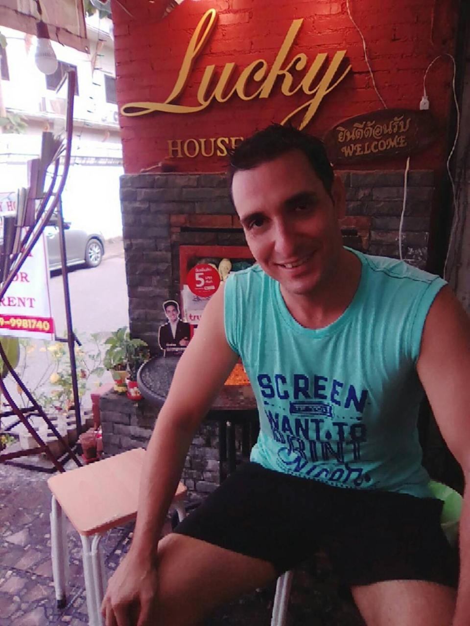 Hostel Lucky House Čiang Mai Exteriér fotografie