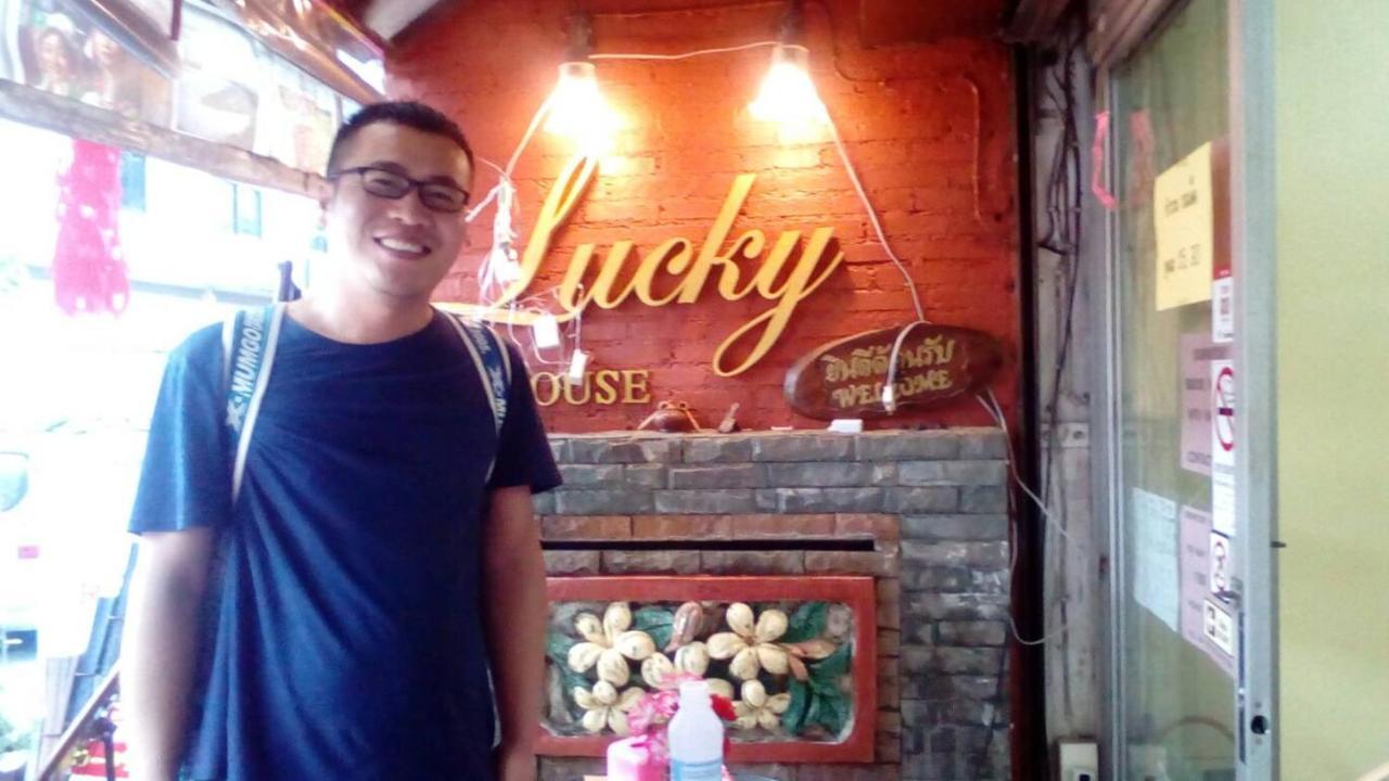 Hostel Lucky House Čiang Mai Exteriér fotografie